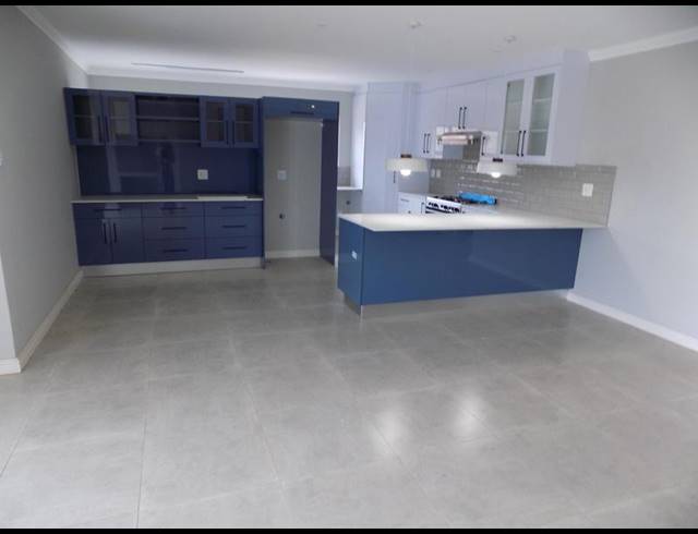 3 BEDROOM HOUSE FOR SALE IN FRAAIUITSIG